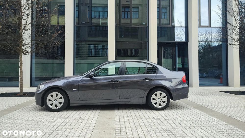 BMW Seria 3 - 1