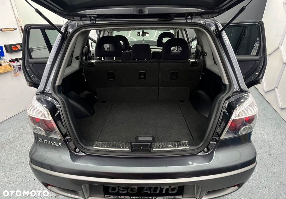 Mitsubishi Outlander - 33