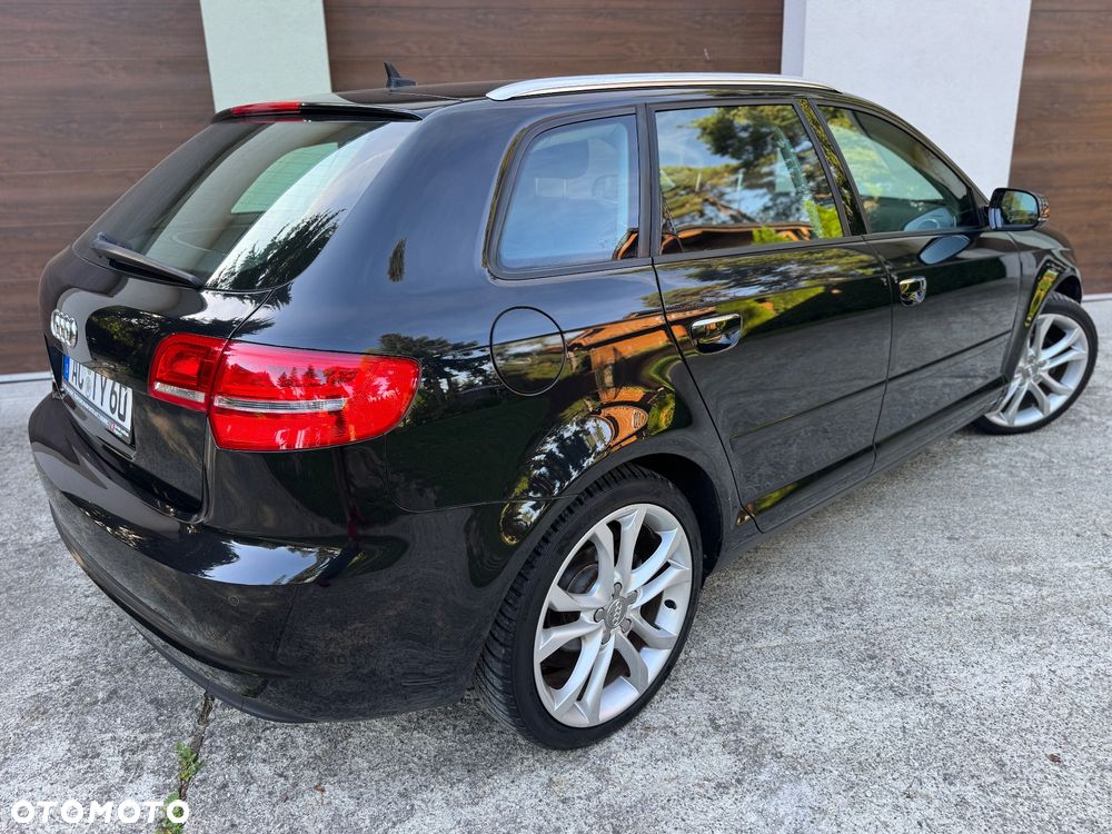 Audi A3 Sportback 1.6 S line Sportpaket plus - 17