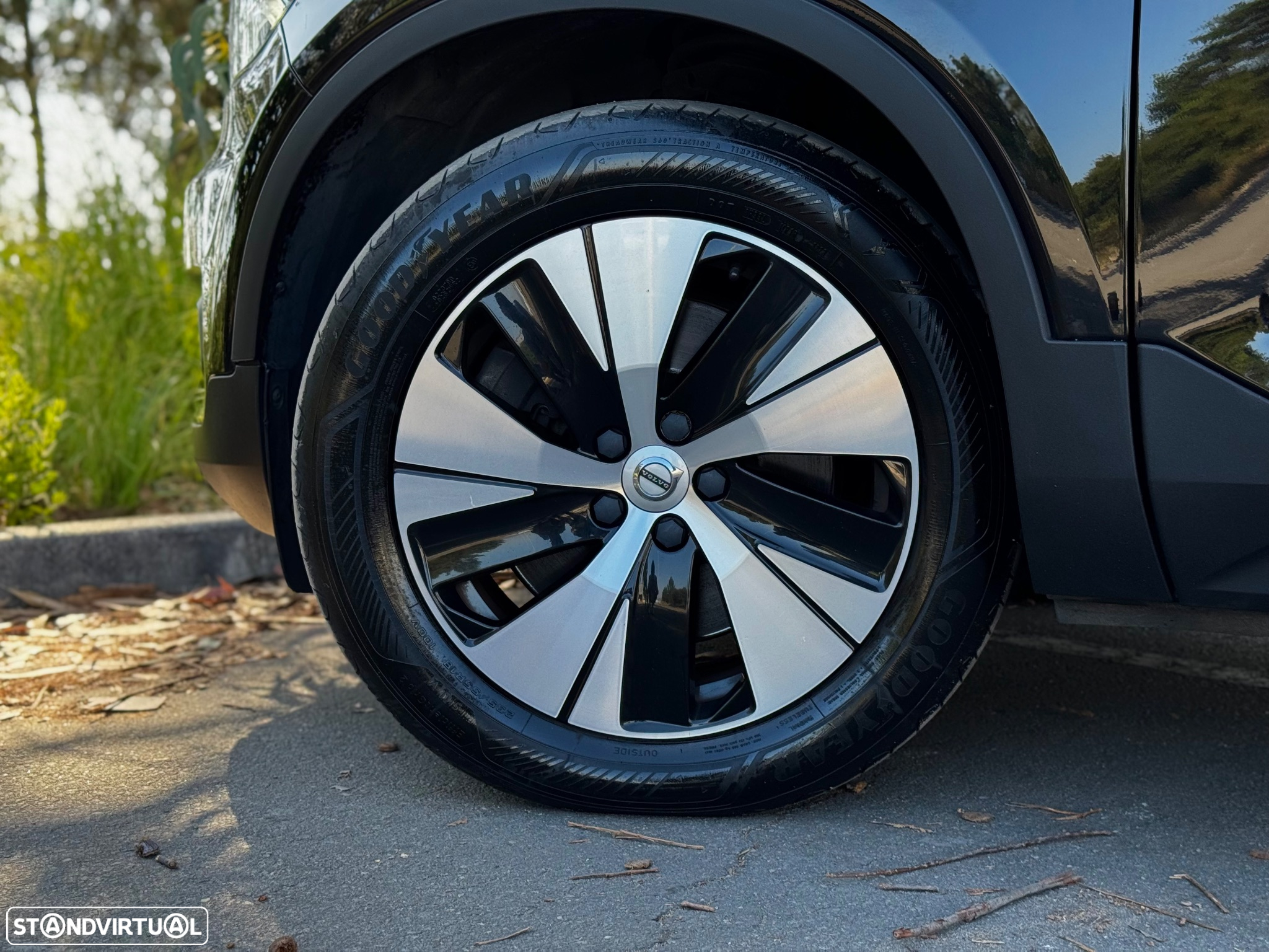 Volvo XC 40 1.5 T5 PHEV Momentum Plus - 30