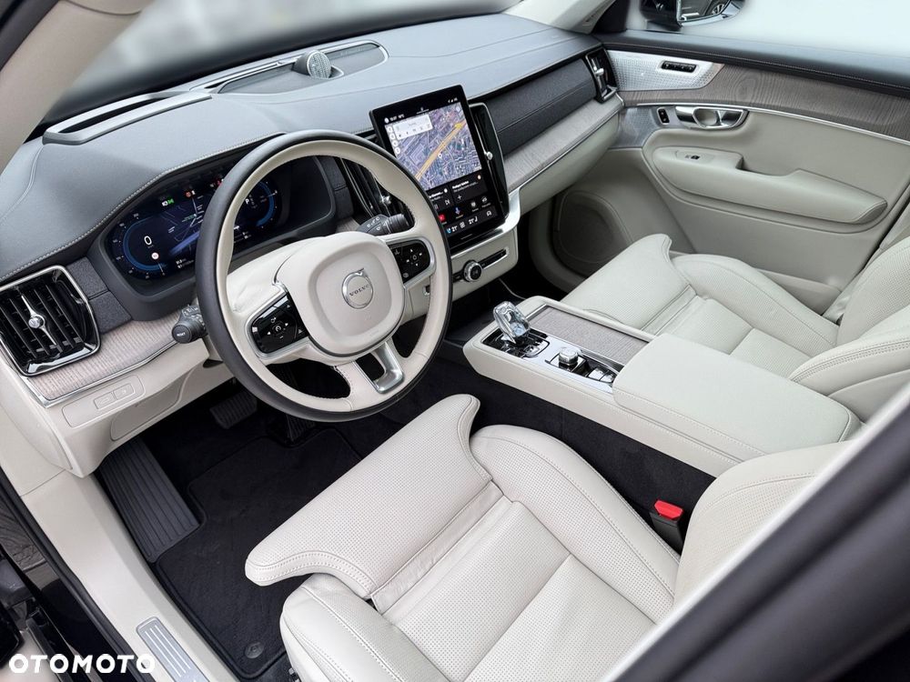 Volvo XC 90 - 12