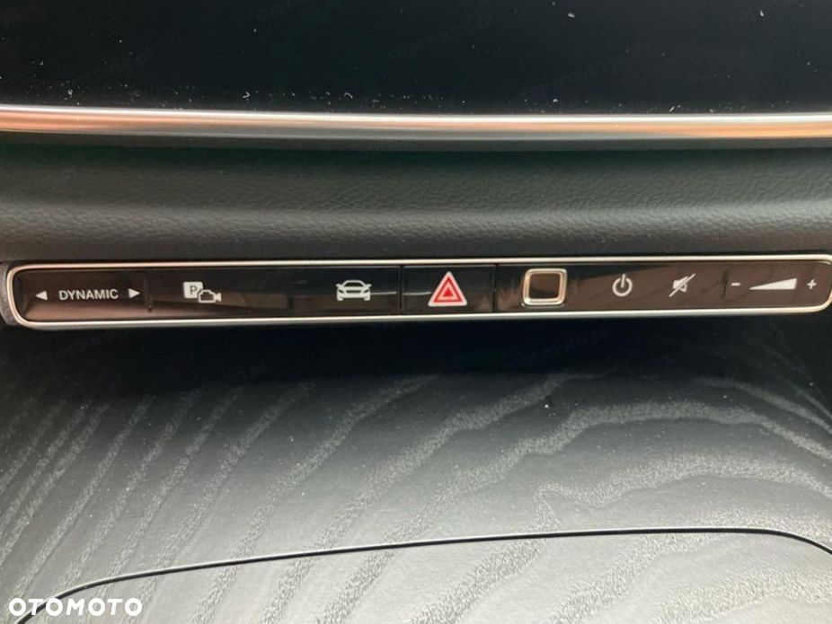 Mercedes-Benz Klasa E 200 mHEV Avantgarde 9G-Tronic - 15