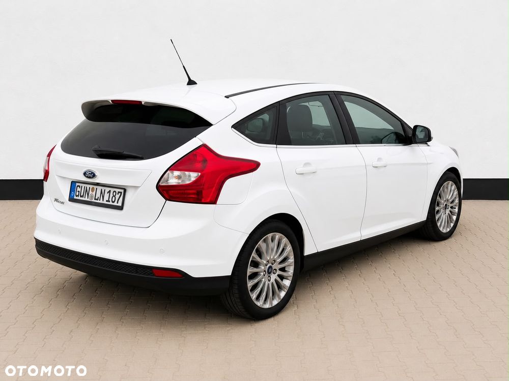 Ford Focus - 11