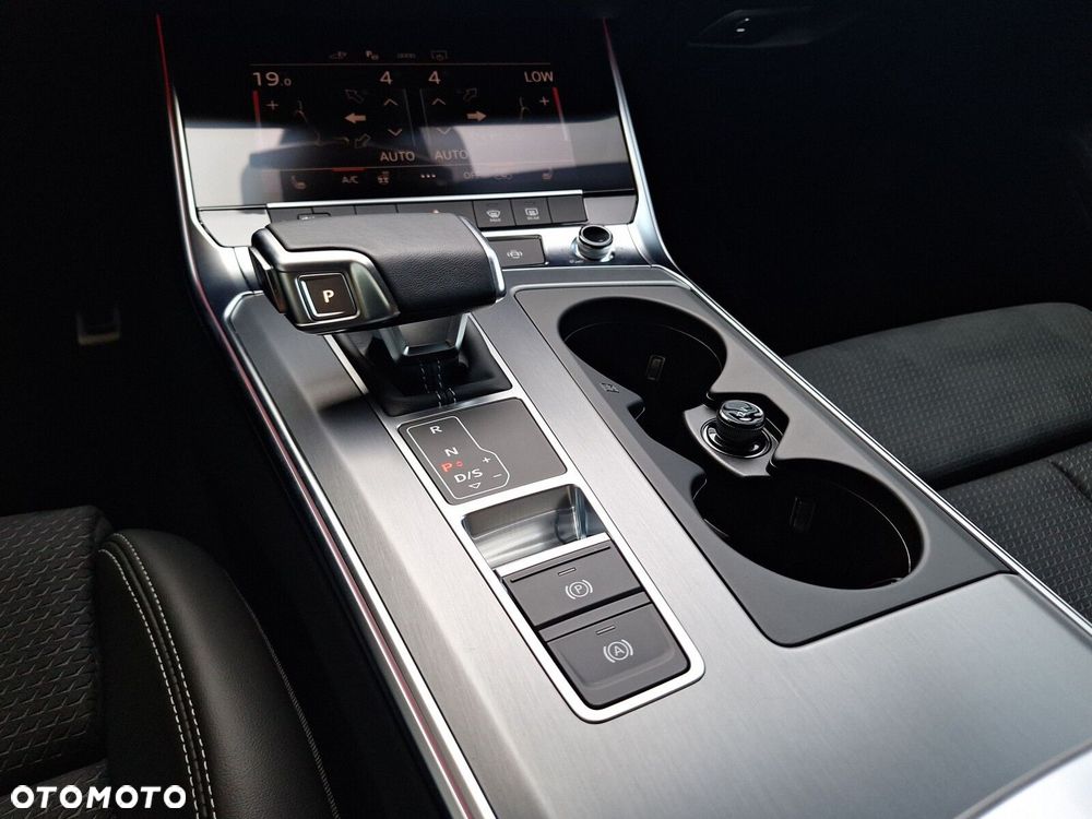 Audi A6 Avant 55 TFSI e PHEV Quattro S Line S tronic - 16