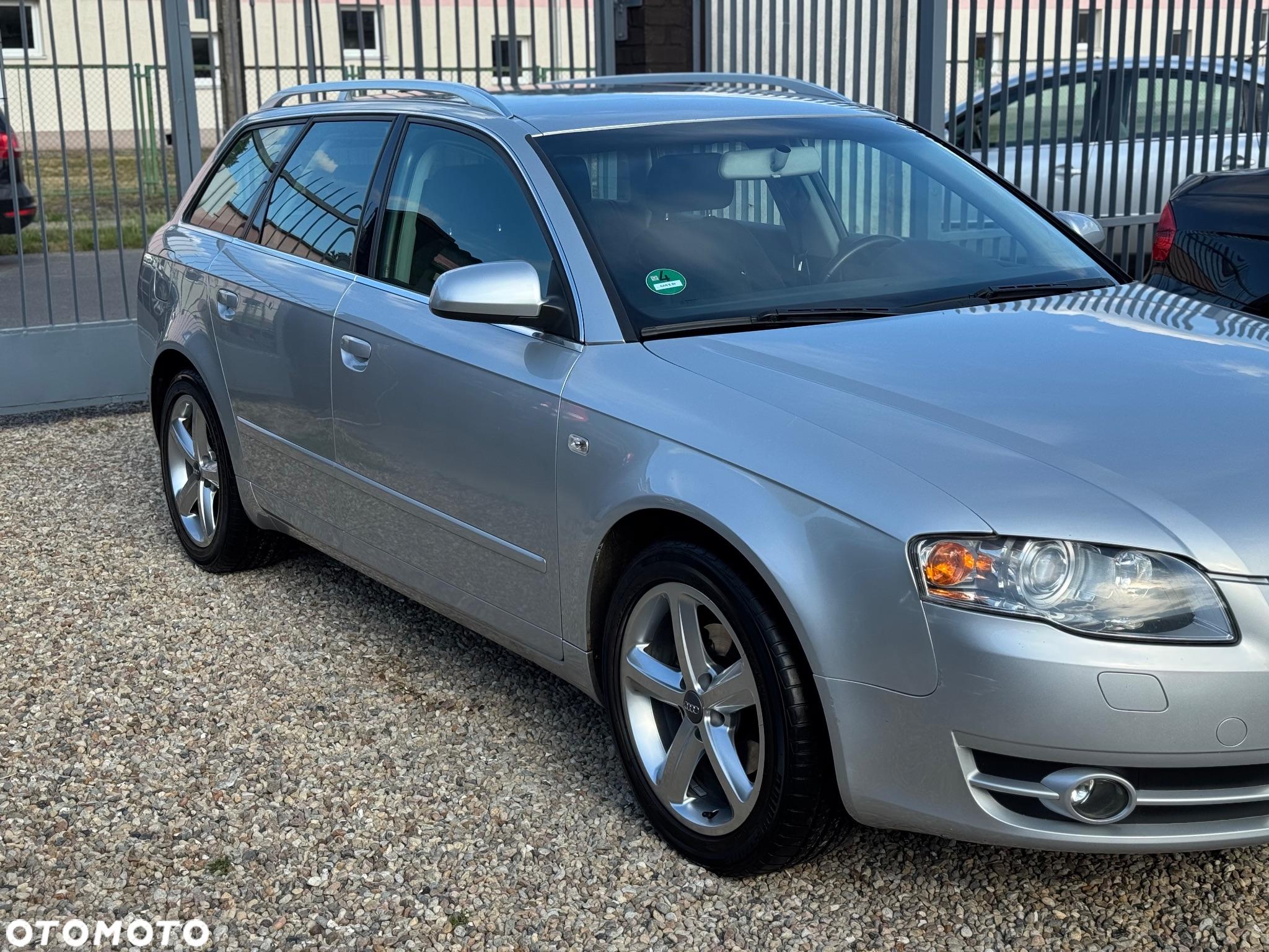 Audi A4 Avant 2.0 TDI DPF - 2