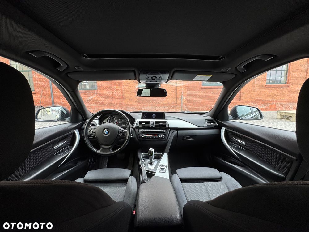 BMW Seria 3 318d - 17