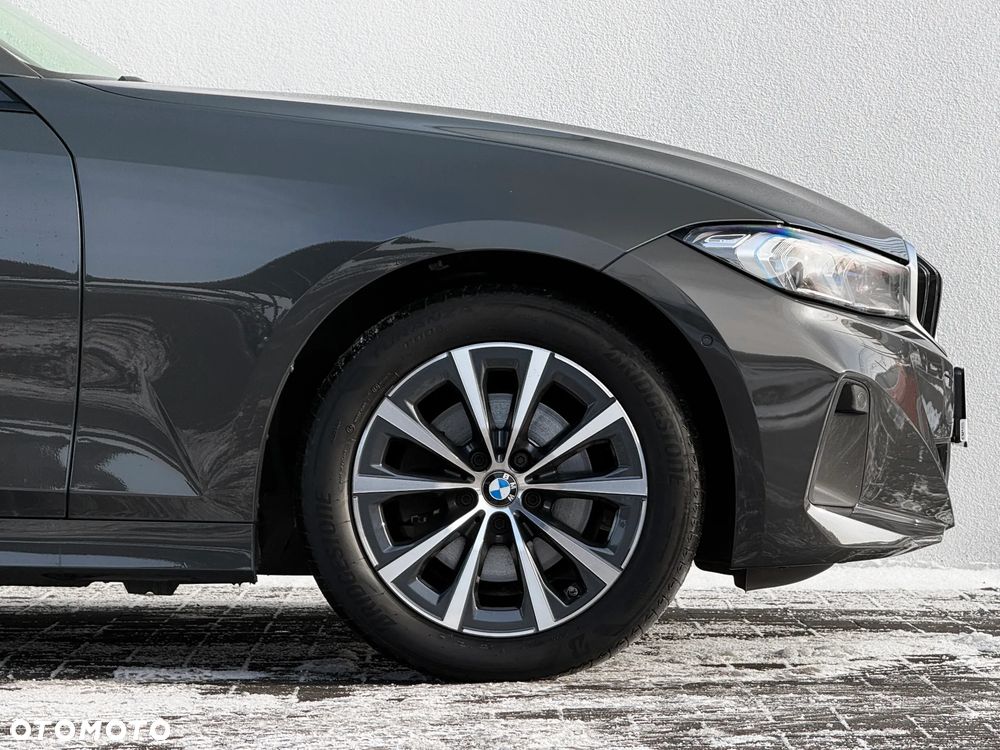BMW Seria 3 320d Sport Line Shadow - 11
