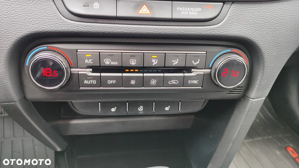 Kia Ceed 1.5 T-GDI Tribute DCT - 21