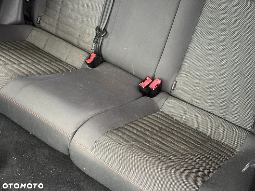 Volkswagen Polo 1.4 16V Comfortline - 9