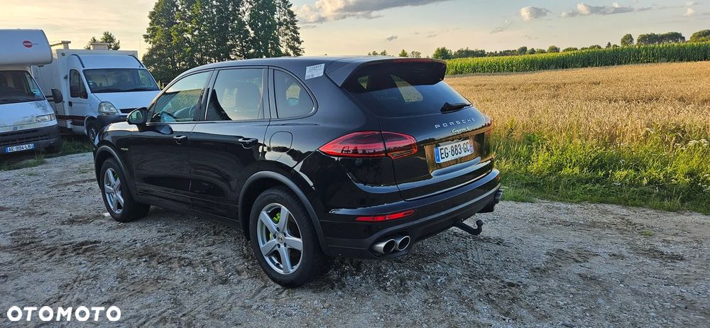 Porsche Cayenne - 16