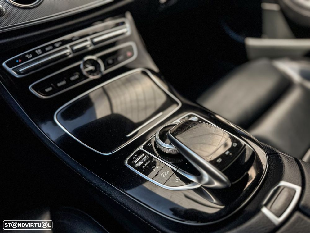 Mercedes-Benz E 220 d AMG Line - 34