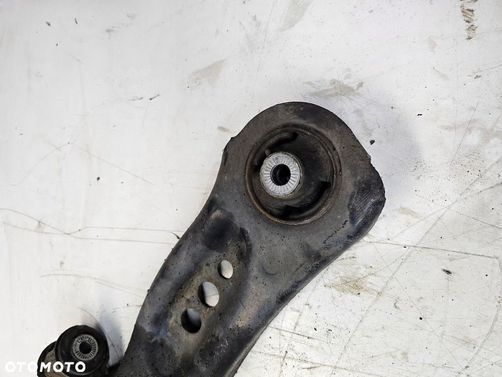 WAHACZ LEWY PRZÓD AUDI A3 8V VW SEAT 5Q0407151J - 2