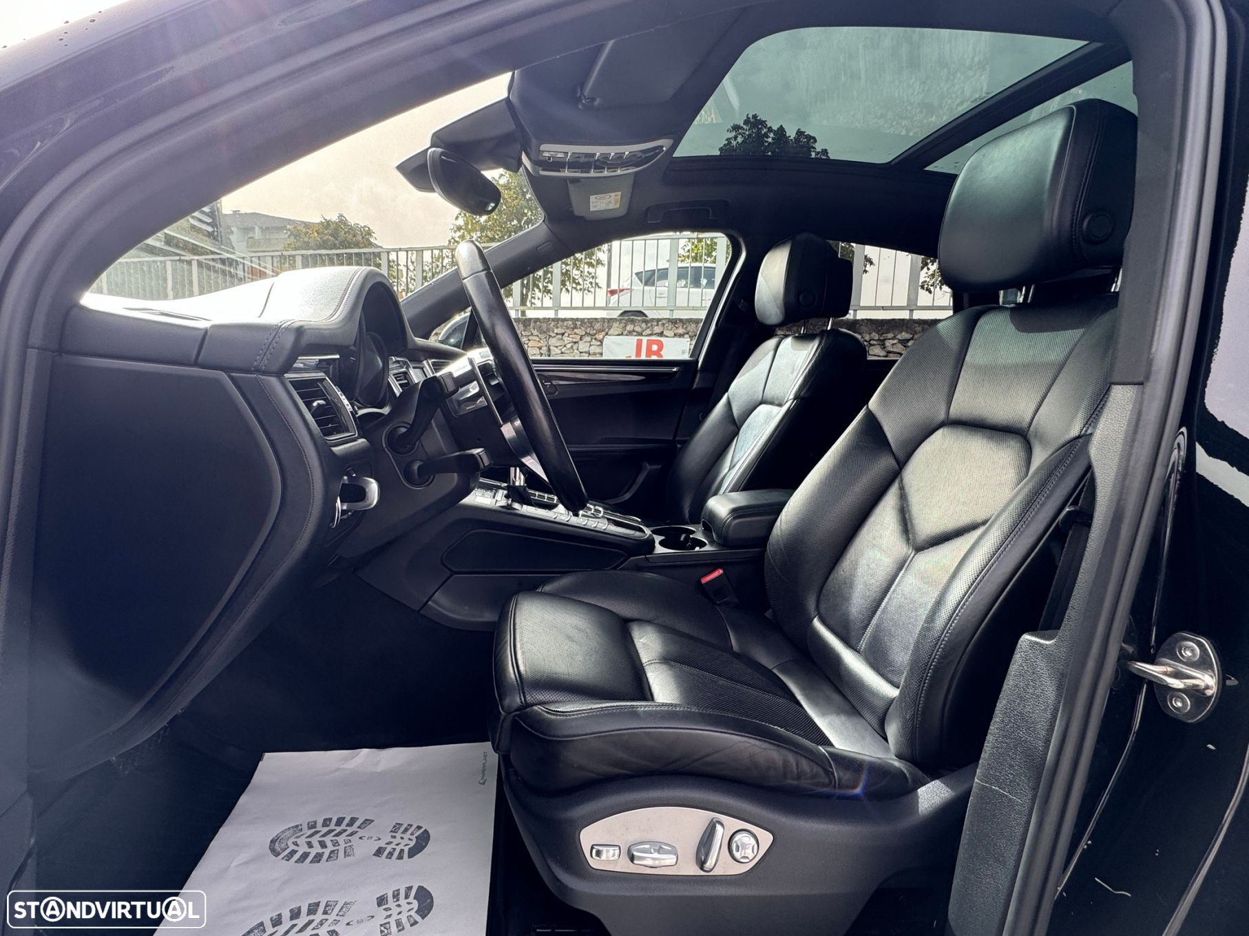 Porsche Macan S - 10