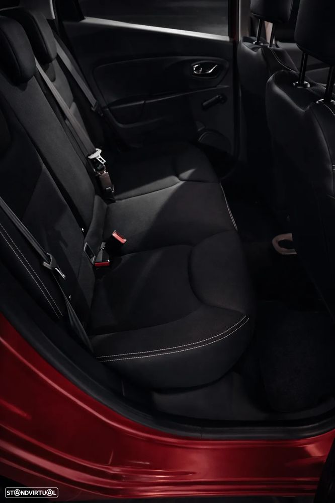 Renault Clio Sport Tourer 1.5 dCi Dynamique S - 6