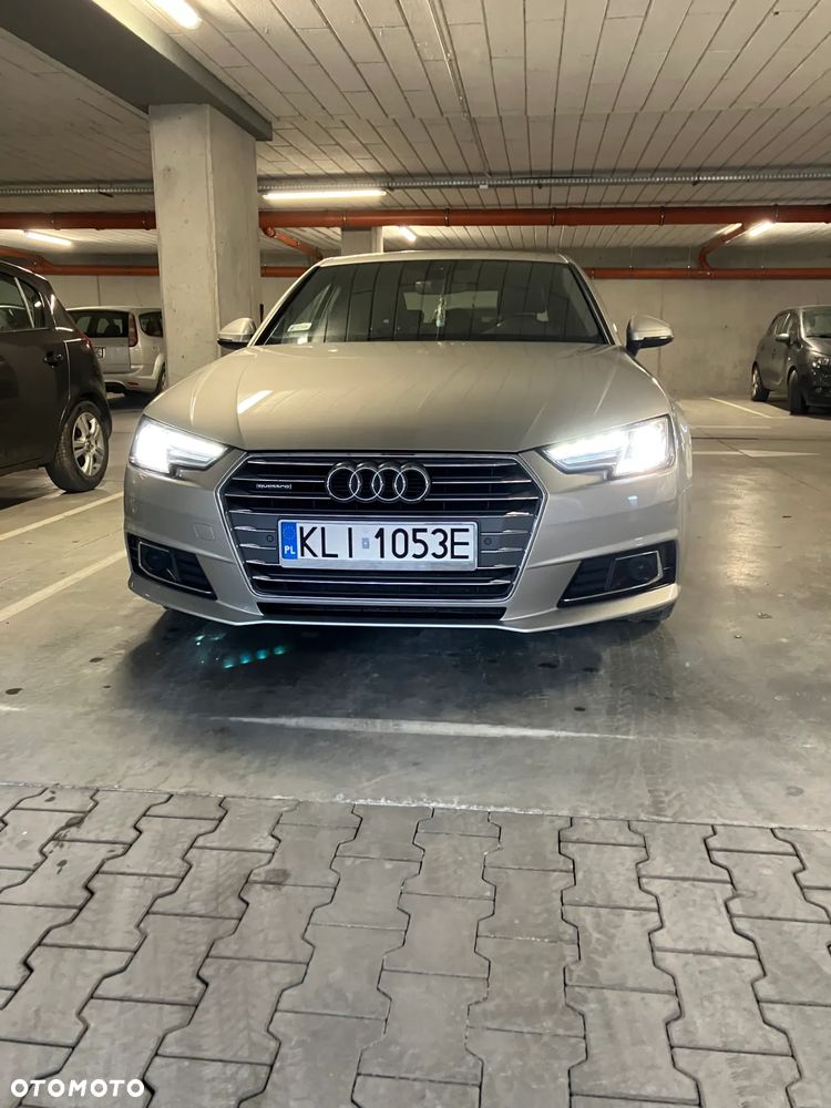 Audi A4 Limousine 2.0 TDI Quattro Design S tronic - 1