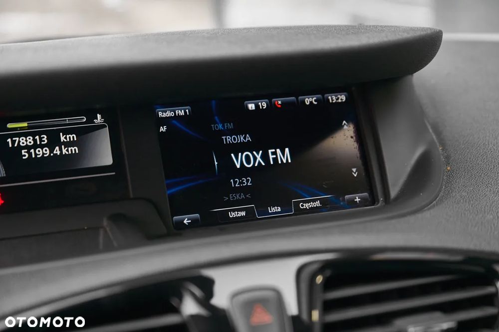 Renault Grand Scenic - 29