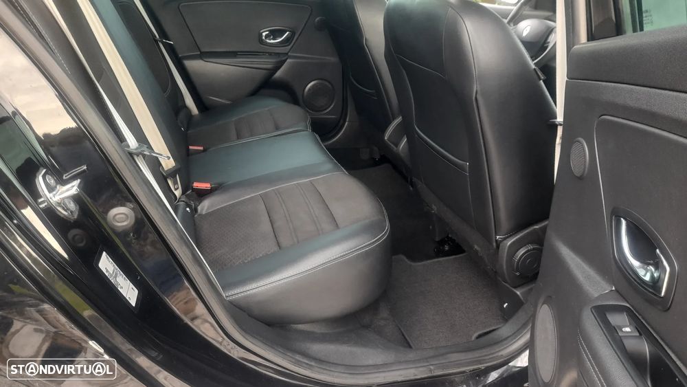 Renault Mégane Sport Tourer 1.5 dCi Bose Edition EDC J18 - 48