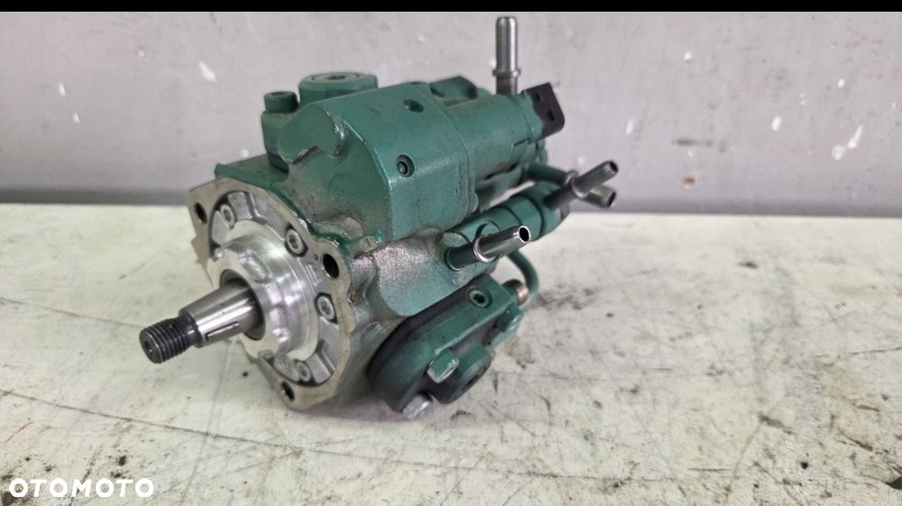 pompa wtryskowa wysokiego ciśnienia volvo penta 22208205 - 1