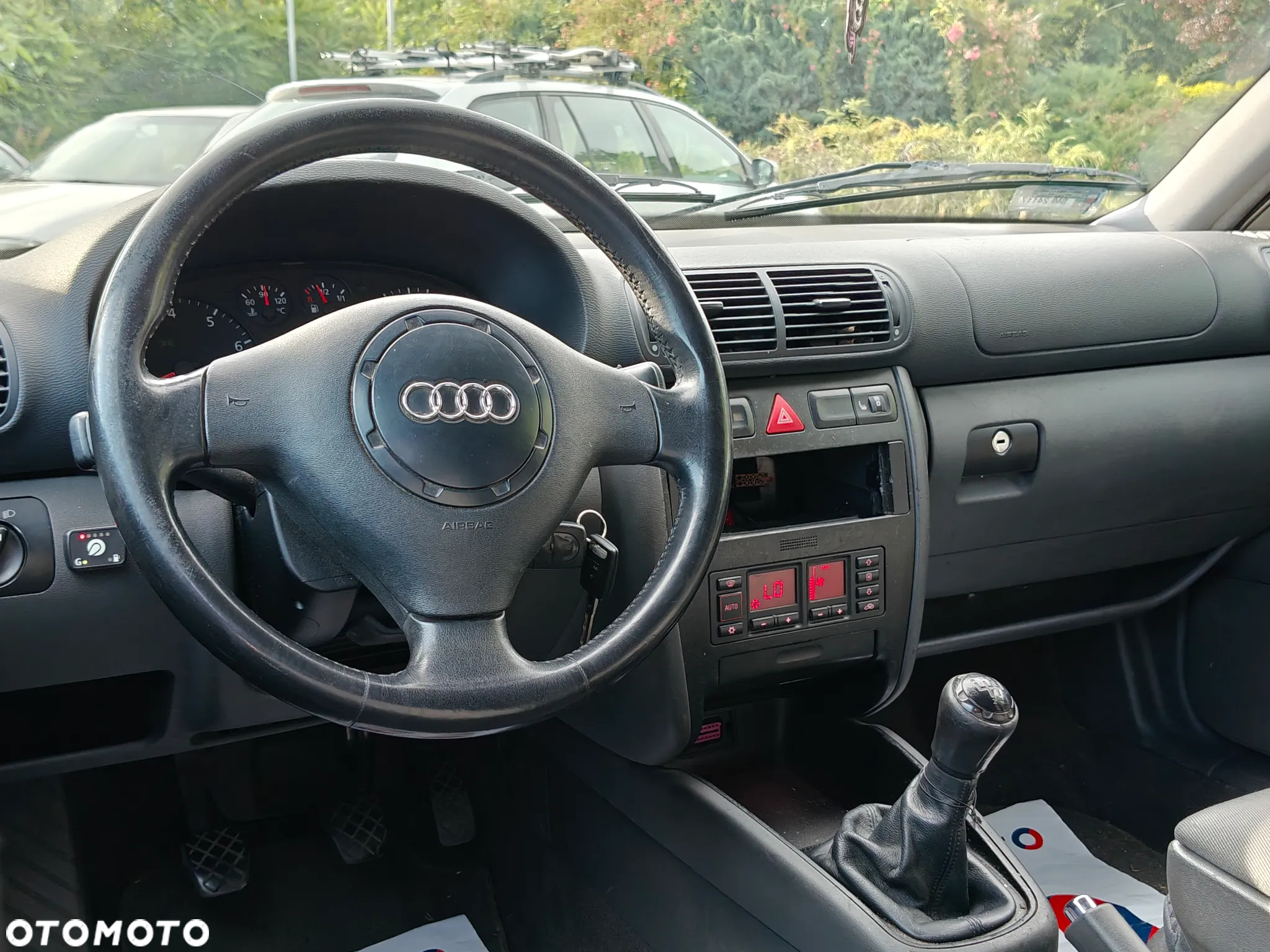 Audi A3 1.6 Ambiente - 15