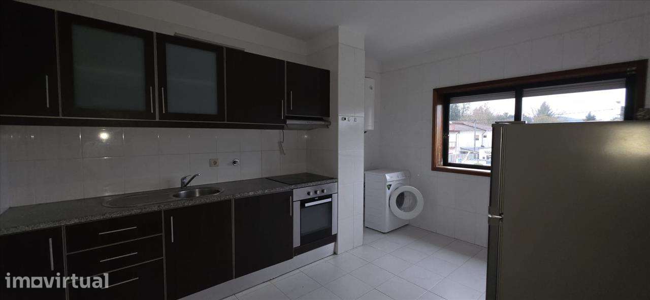 Apartamento T1 + Arrecadação Paço de Sousa (Penafiel) - Grande imagem: 4/20