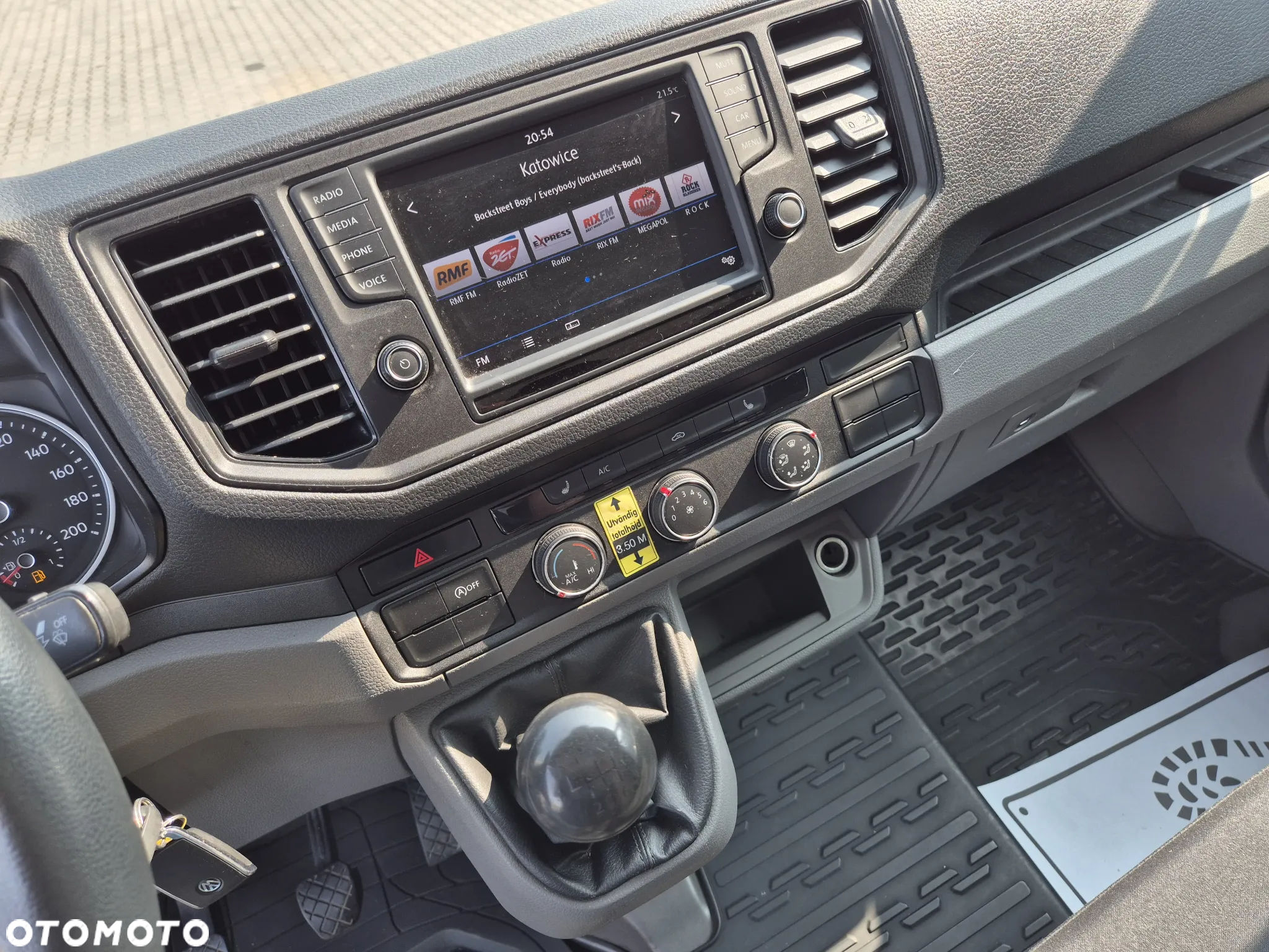 Volkswagen CRAFTER 2.0 TDi 177 / UNIKATOWY! / WYSOKI KONTENER / E6 / BEZWYPADKOWY / WINDA 750KG / WEBASTO - 31