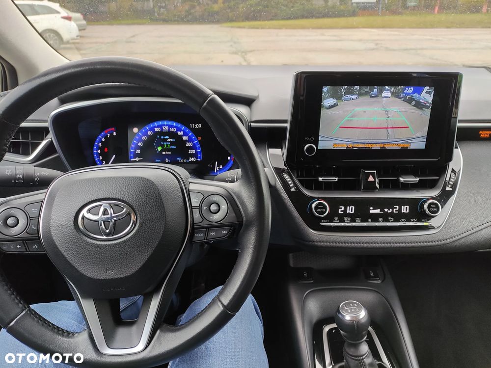 Toyota Corolla 1.5 Comfort - 11