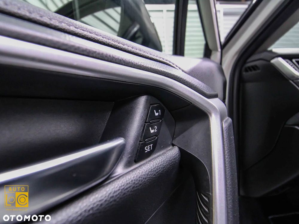 Toyota RAV4 2.5 Hybrid Executive 4x2 - 33