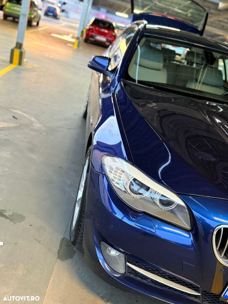 BMW Seria 5 520d - 5