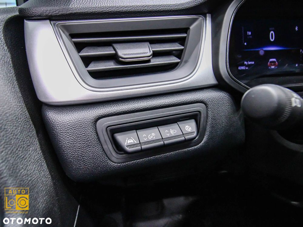 Renault Captur - 31
