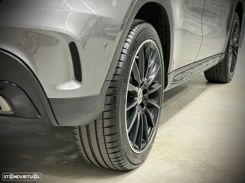 Mercedes-Benz GLA 180 d AMG Line - 55