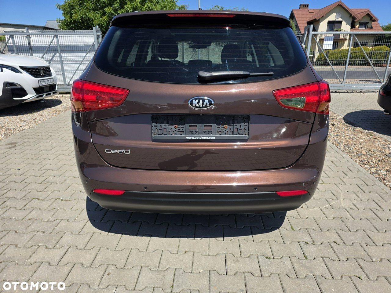 Kia Ceed 1.6 GDI DCT SW Platinum Edition - 25
