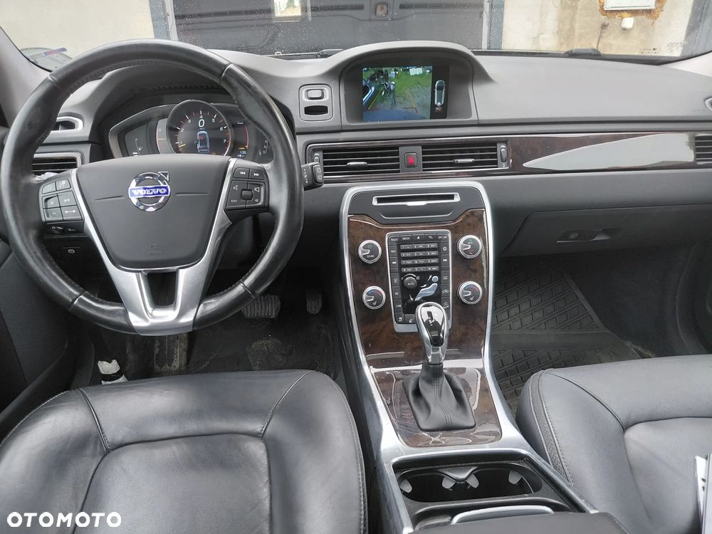 Volvo XC 70 T5 AWD Summum - 2