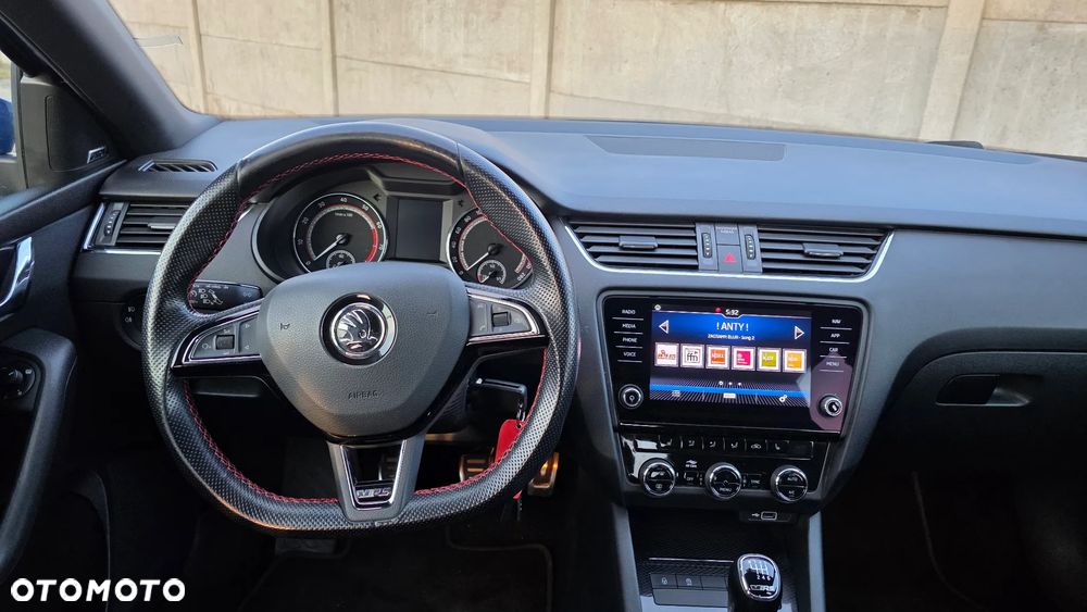 Skoda Octavia 2.0 TSI DSG RS 245 - 8