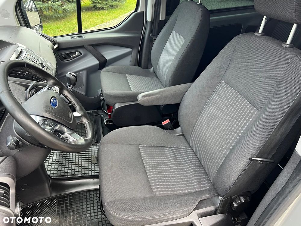 Ford Transit Custom 290 L2H1 Limited - 10