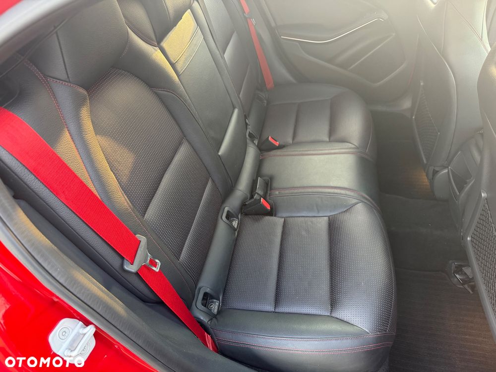 Mercedes-Benz Klasa A AMG 45 4-Matic - 17