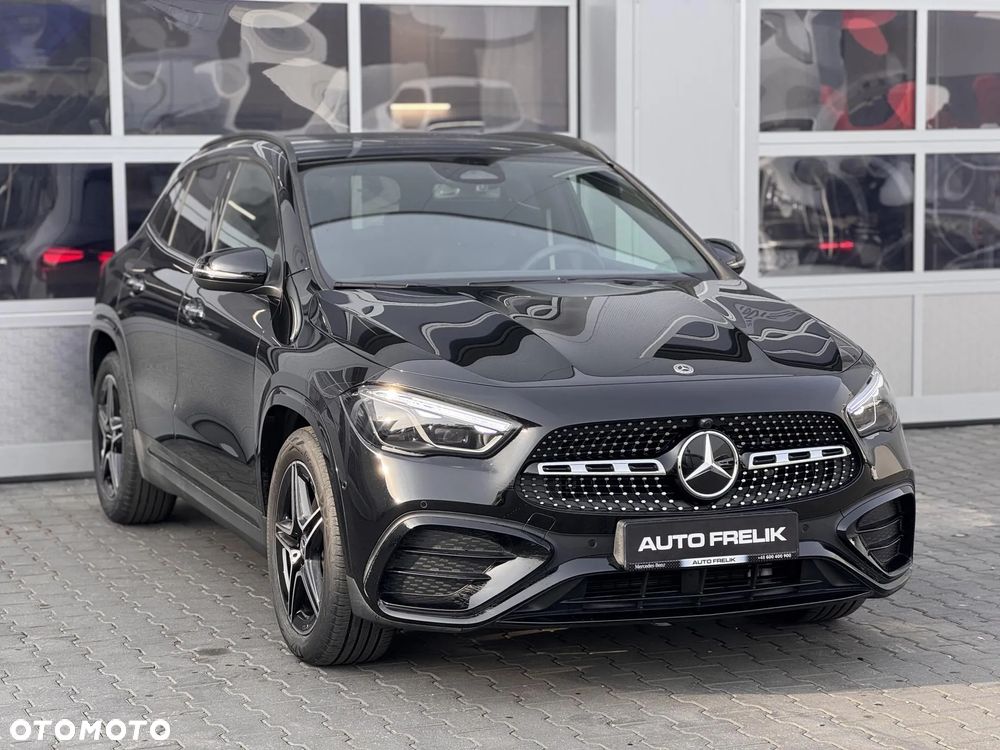 Mercedes-Benz GLA 200 AMG Line - 6