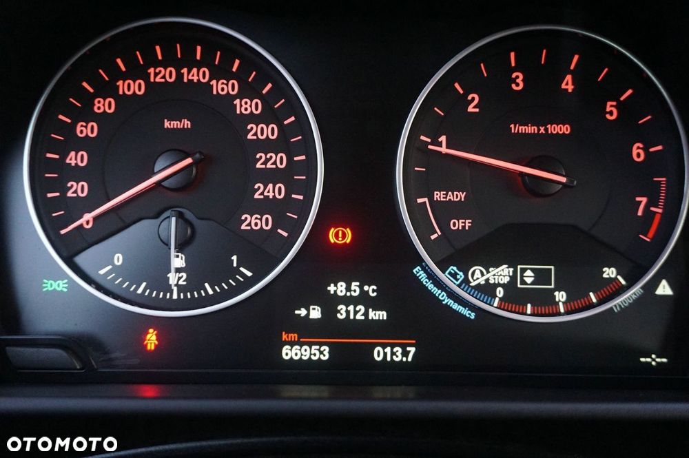 BMW Seria 1 116i M Sport - 8