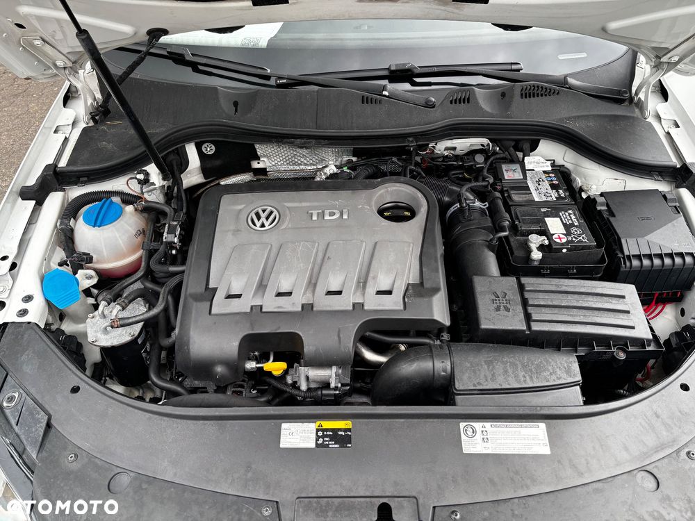 Volkswagen Passat 2.0 TDI 4Mot Highline DSG - 15