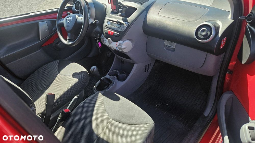 Toyota Aygo - 6