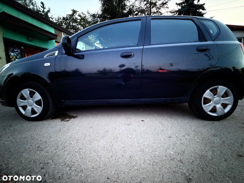 Chevrolet Aveo - 5