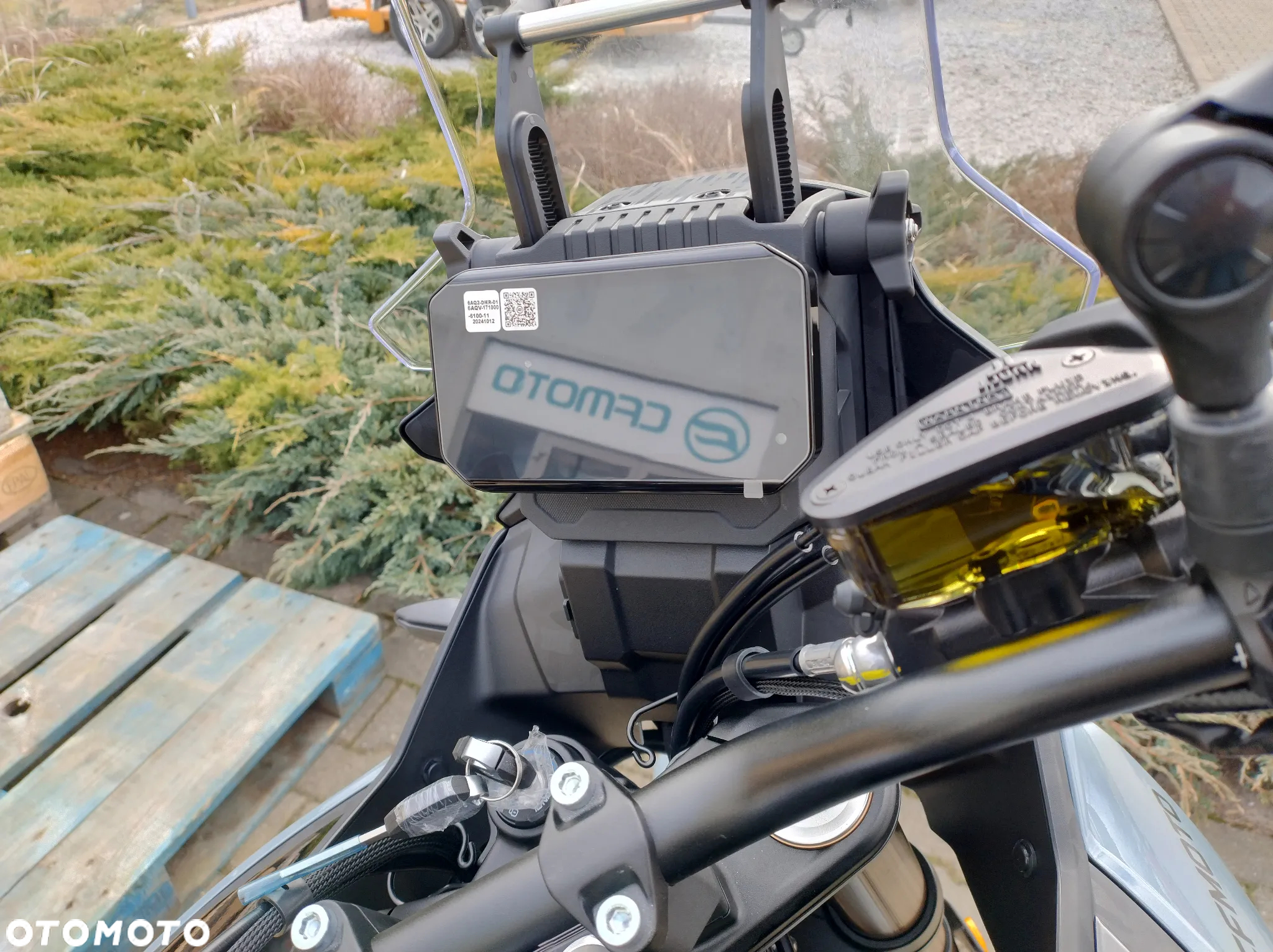 CFMoto MT - 10