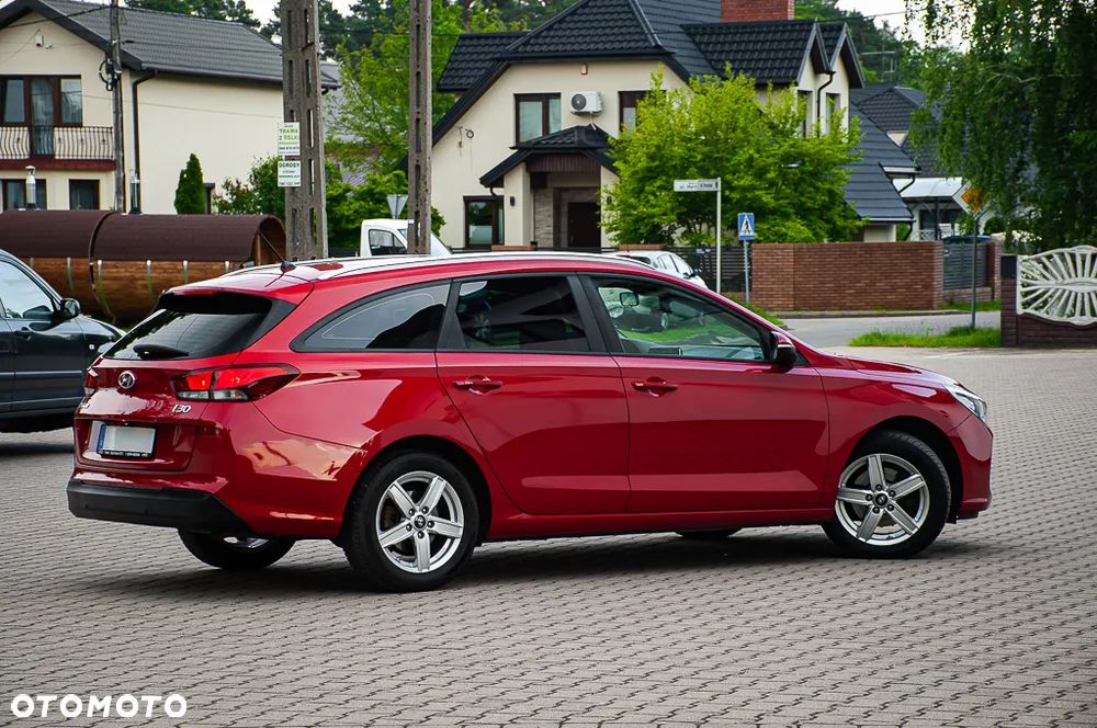 Hyundai i30 1.0 T-GDI Premium - 24