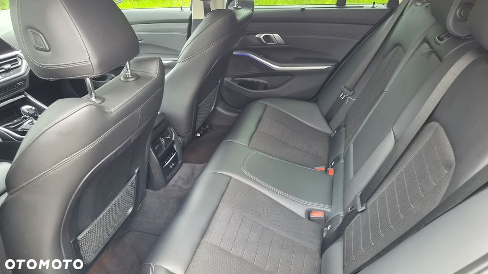 BMW Seria 3 - 10