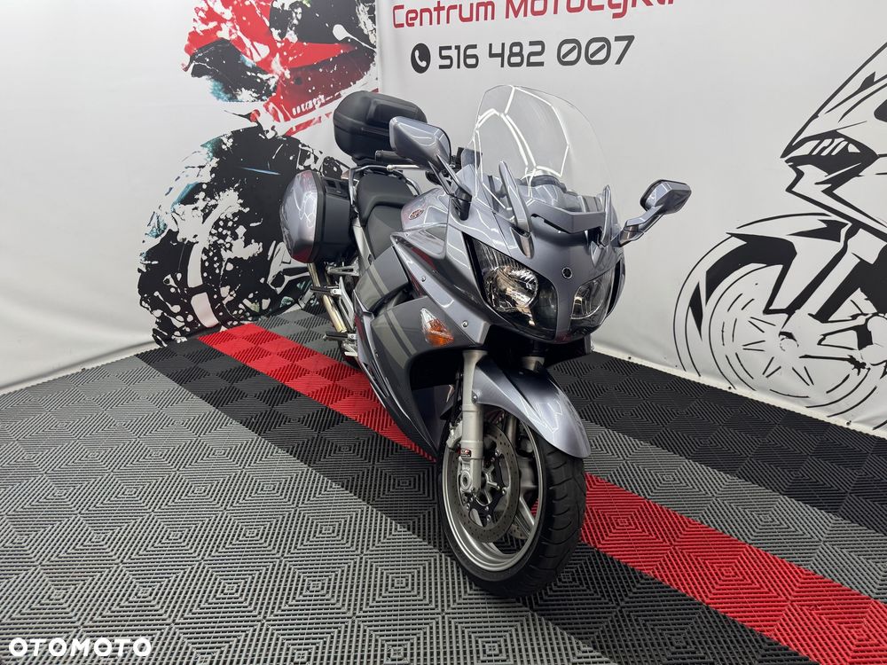 Yamaha FJR - 32