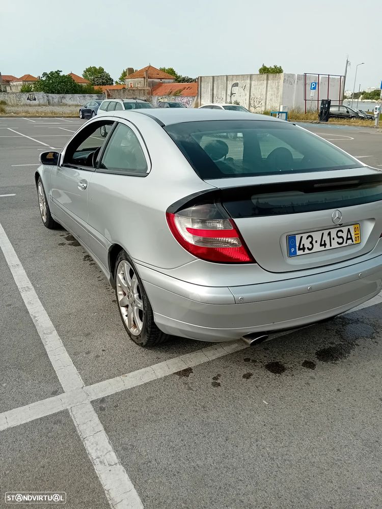 Mercedes-Benz C 200 Sport Coupé Kompressor Evolution - 6