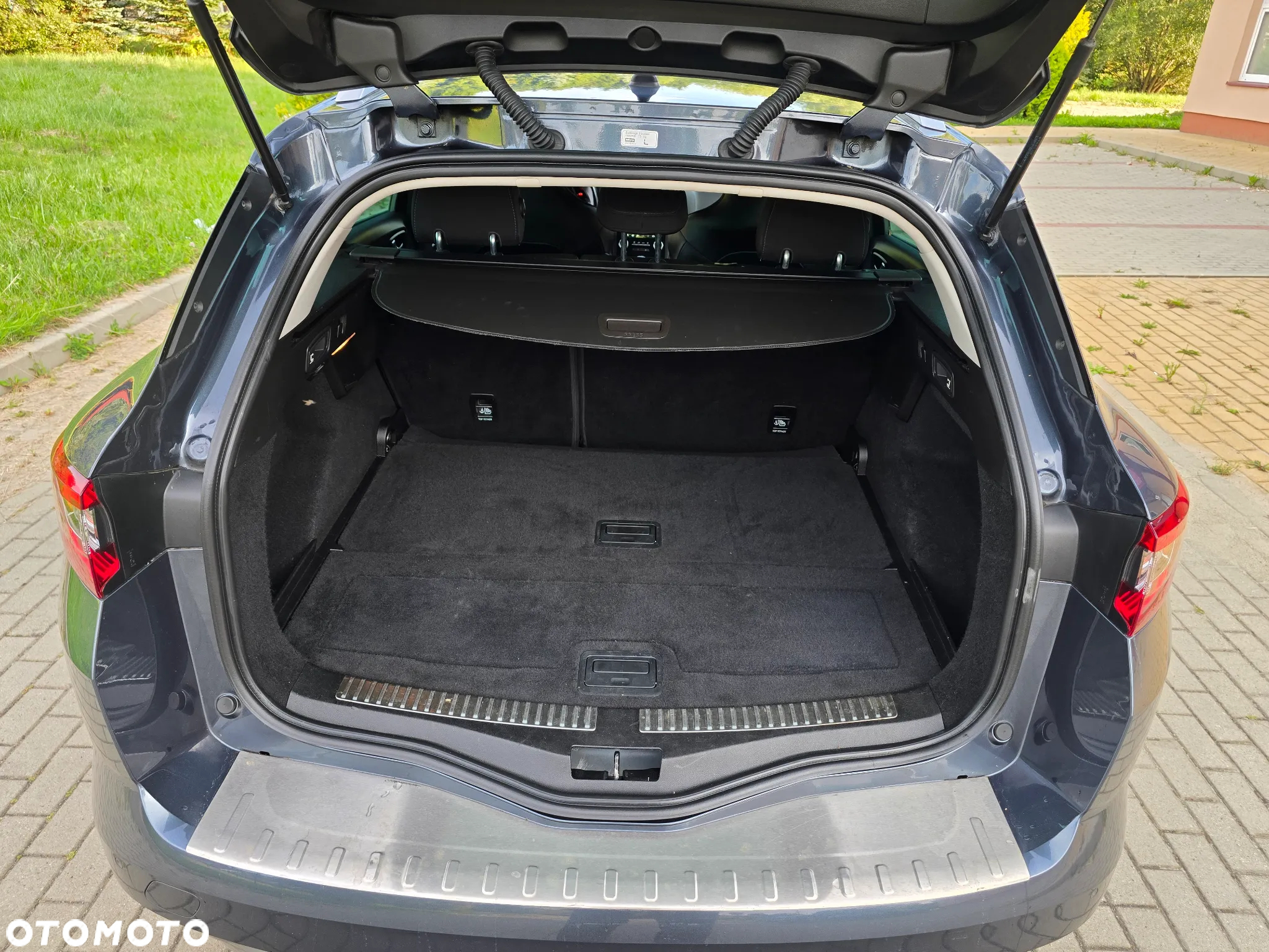 Renault Megane Grandtour ENERGY TCe 130 GT LINE - 31