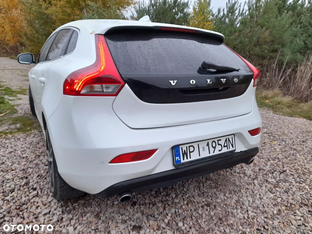 Volvo V40 D4 Ocean Race - 15