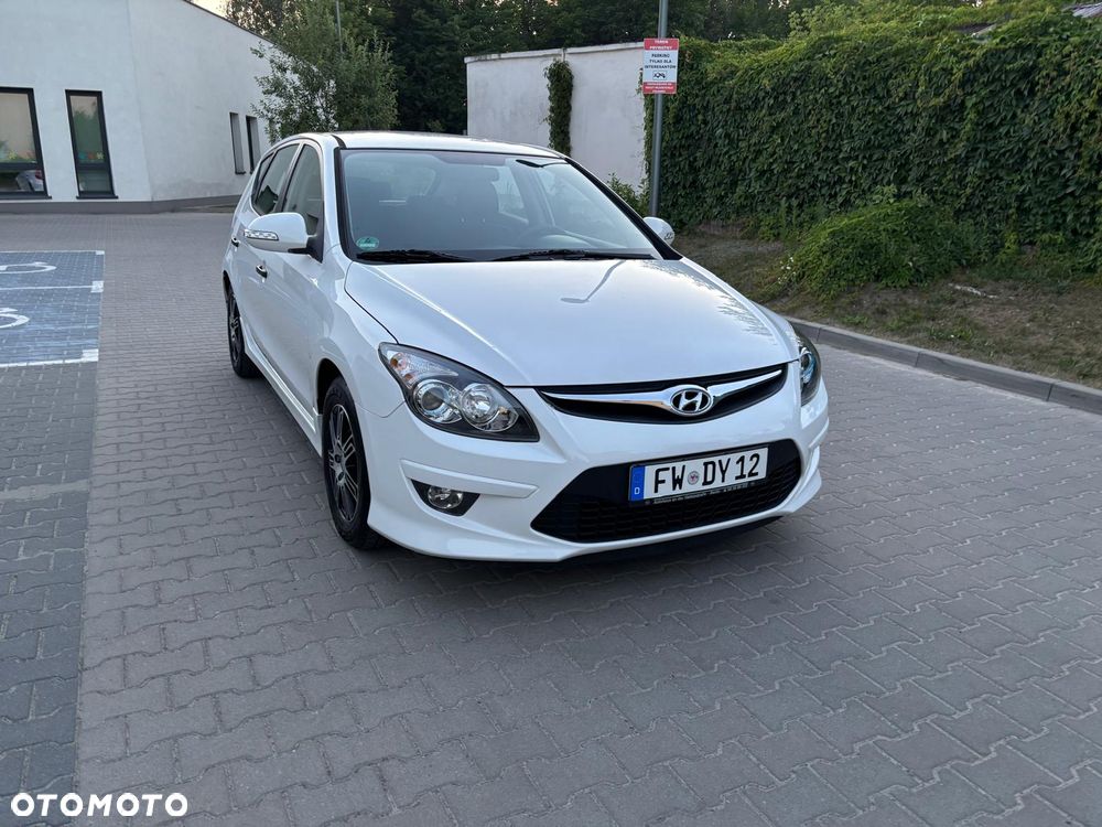 Hyundai i30 1.4 Comfort World Cup - 1