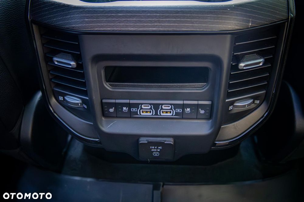 RAM 1500 - 14