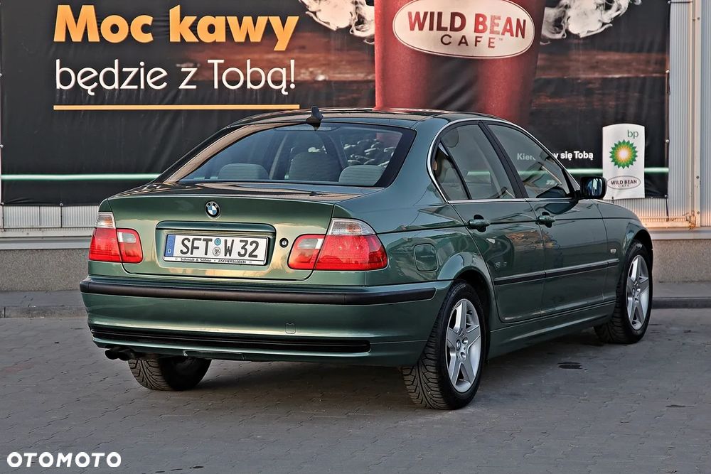 BMW Seria 3 320i - 6